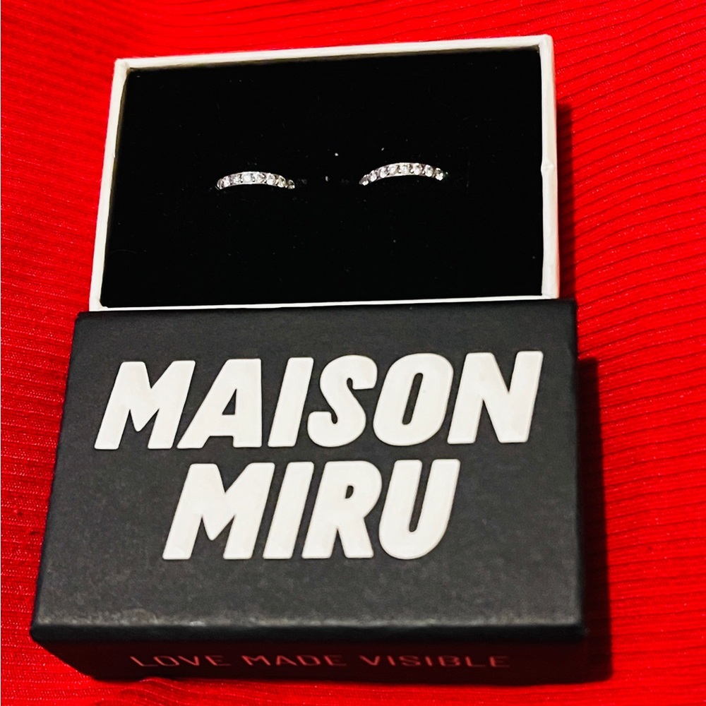 Maison Miru Silver Elegant Silver Tone Earrings